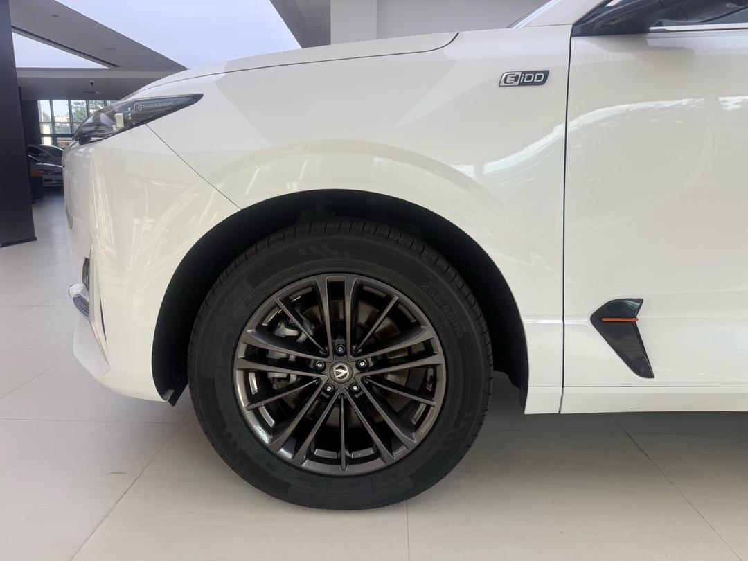 Changan Uni-K 2023 Hybrid
